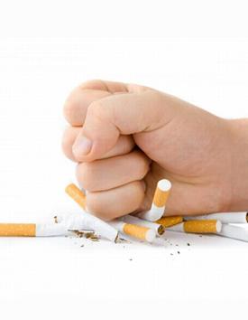 Запоры у курильщиков: причины и решение проблемы